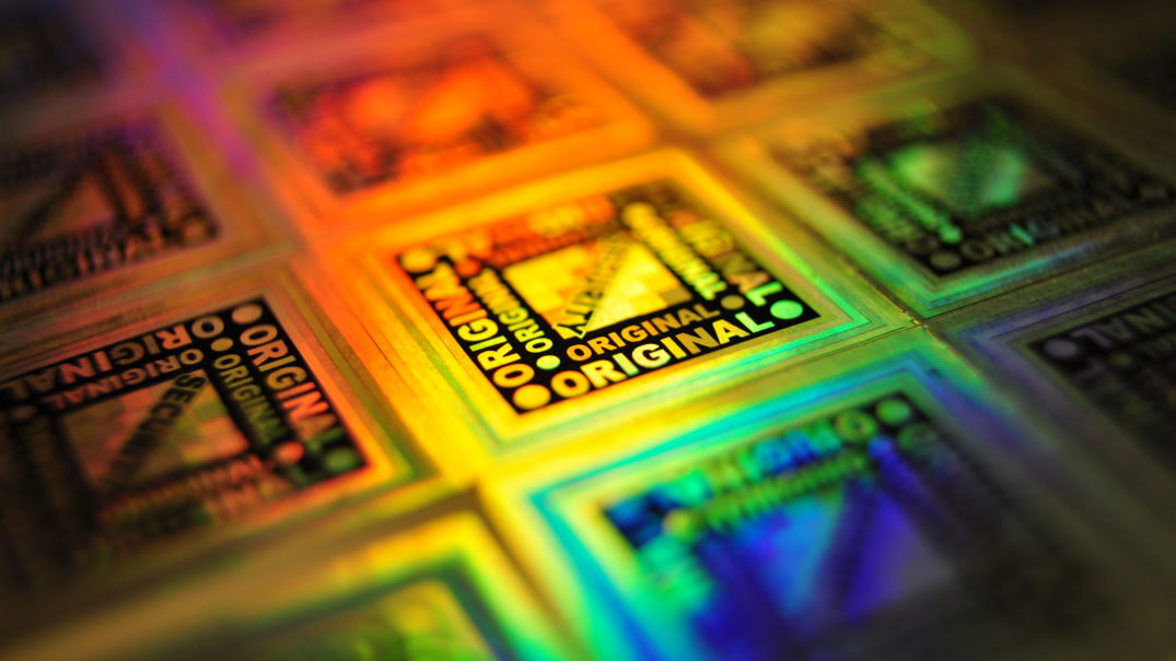 Hologram label
