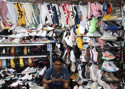 Counterfeited goods of Adidas